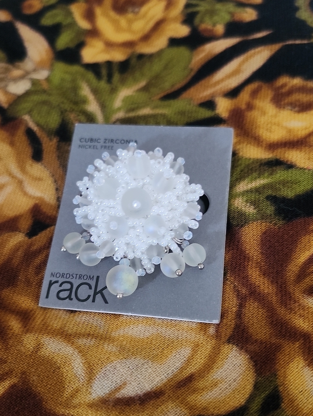 Nordstrom White Beaded Floral Hair Accent